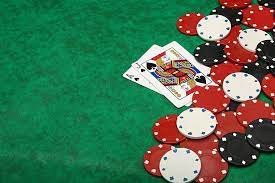 Permainan baccarat dan blackjack